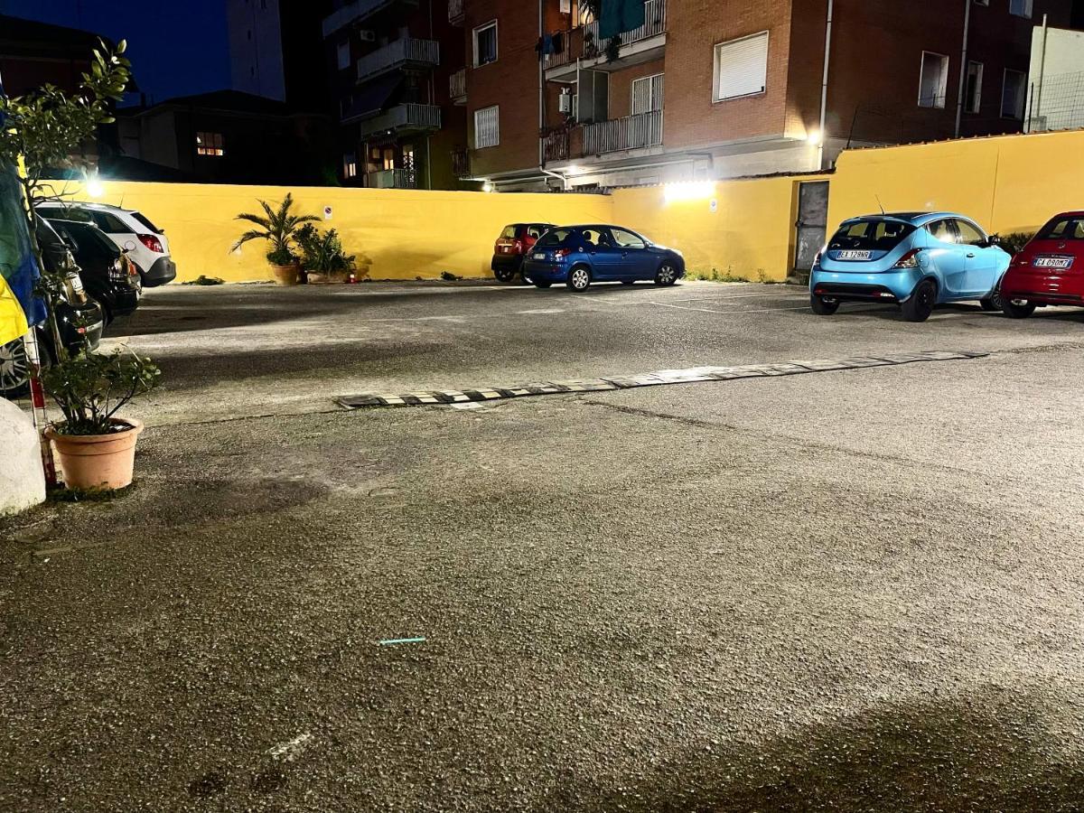 Centralissimo Bilocale,Parcheggio,Ac,Vicino A Stazione,Aeroporto Pisa Exterior foto